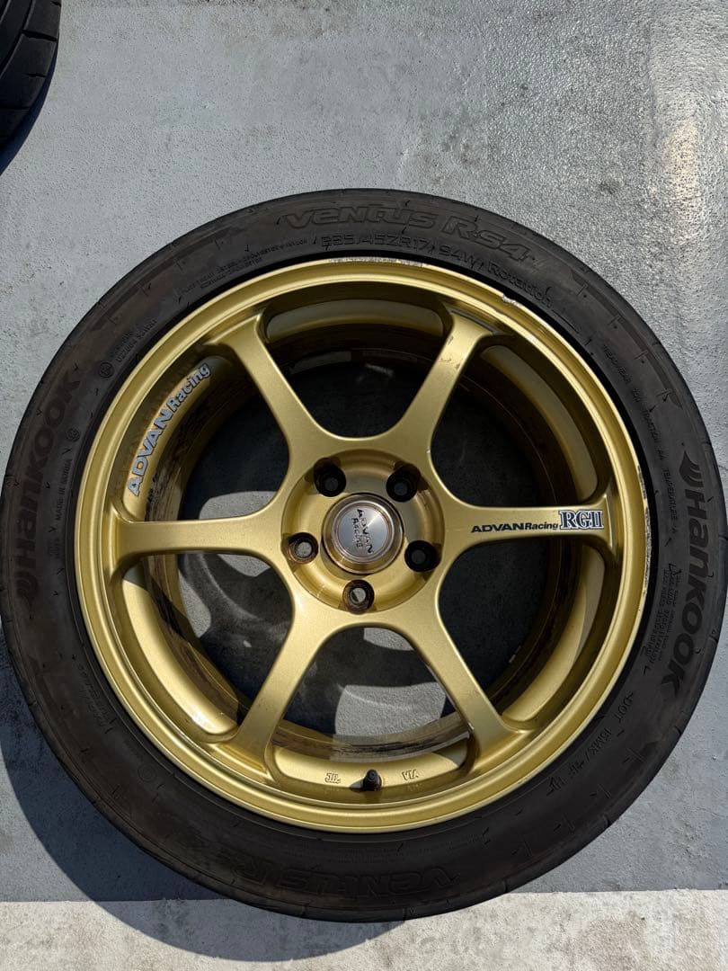 ADVAN Racing RGII 8.5J +31 17inch 5x114.3