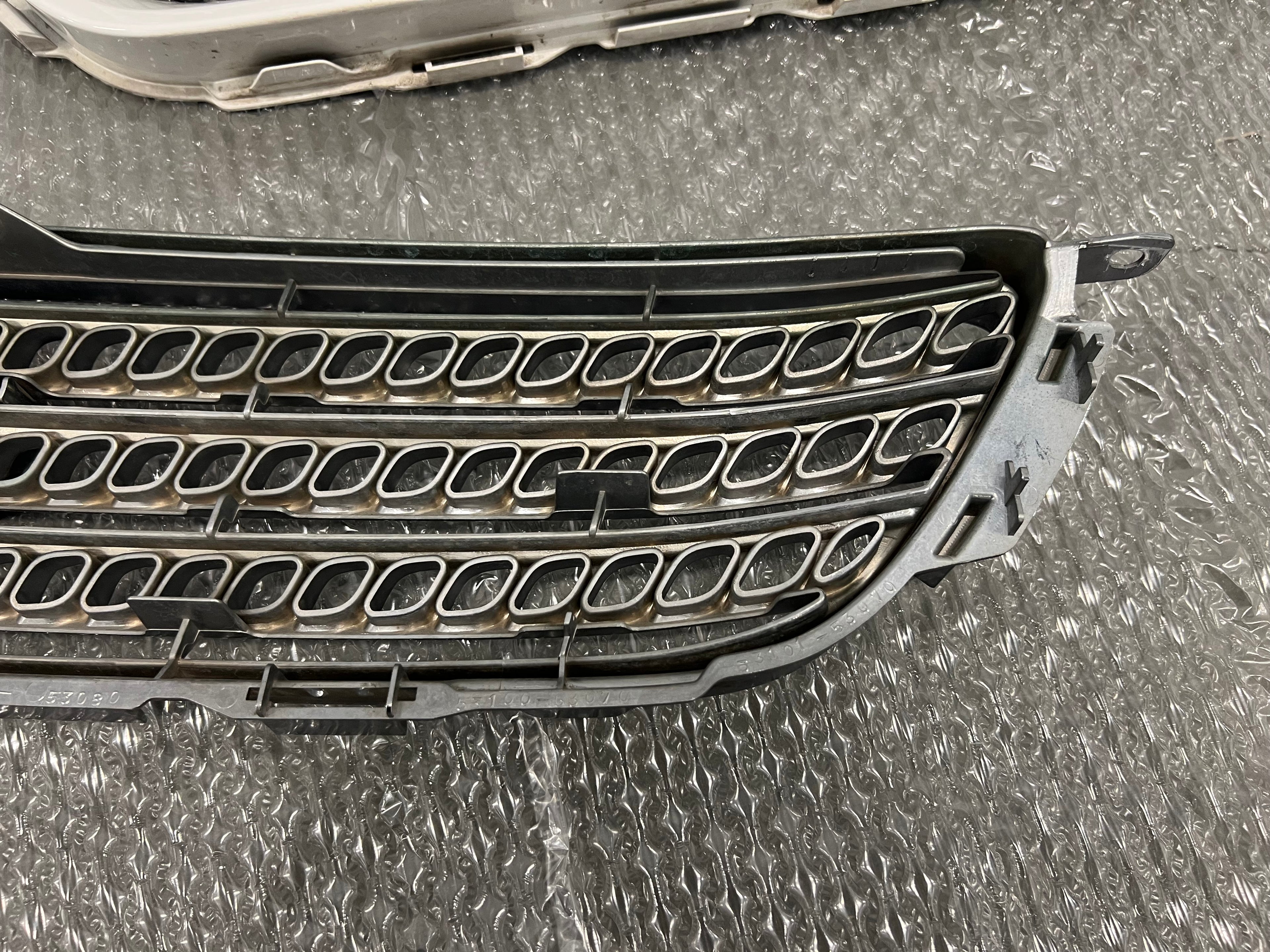 Genuine OEM Altezza SXE10/GXE10 Front Grille