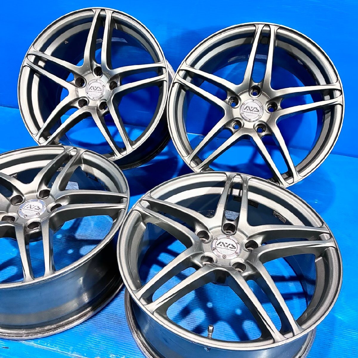 YOKOHAMA ADVAN AVS Model 5 17in 7.0J+40 8.0J+38 5x114.3
