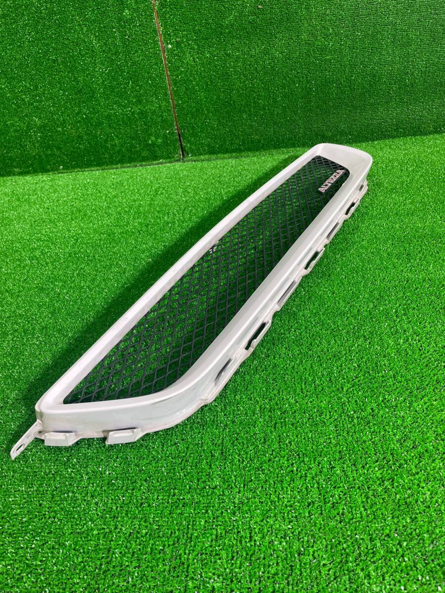 Toyota altezza aero grille