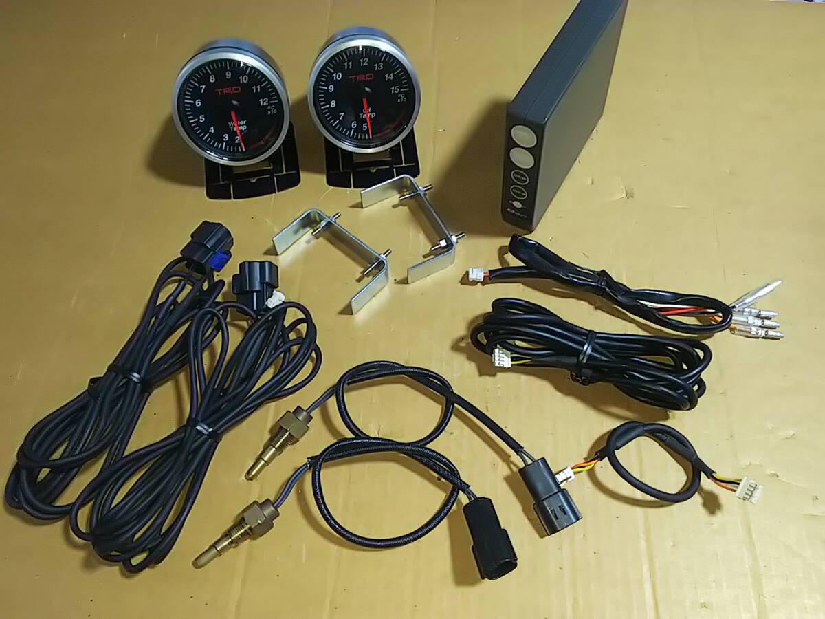 TRD x DEFI water temp and oil temp kit