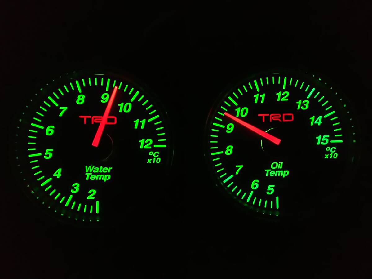 TRD x DEFI water temp and oil temp kit